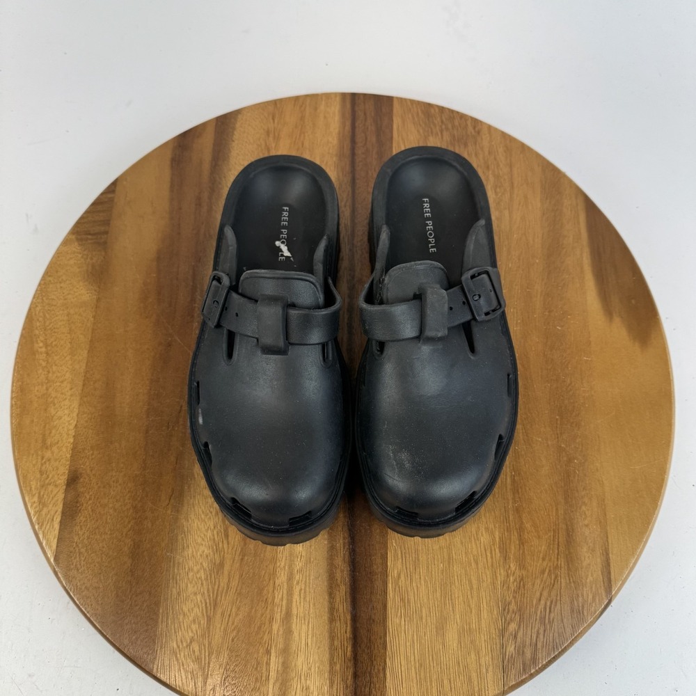 Womens Free People Karlie Black Rubber Slip On Platform Casual Clogs Size 6 M